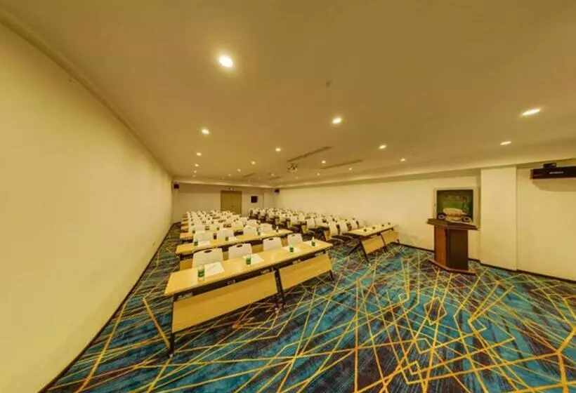 Echarm Hotel Wuhu Wanzhi East Lake Yingbin Avenue