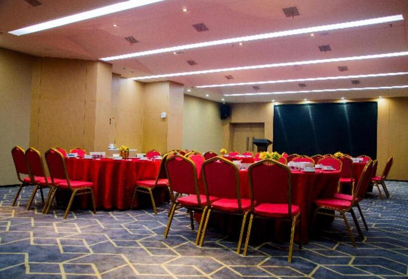 Echeng Hotel Enshi Minzu Road