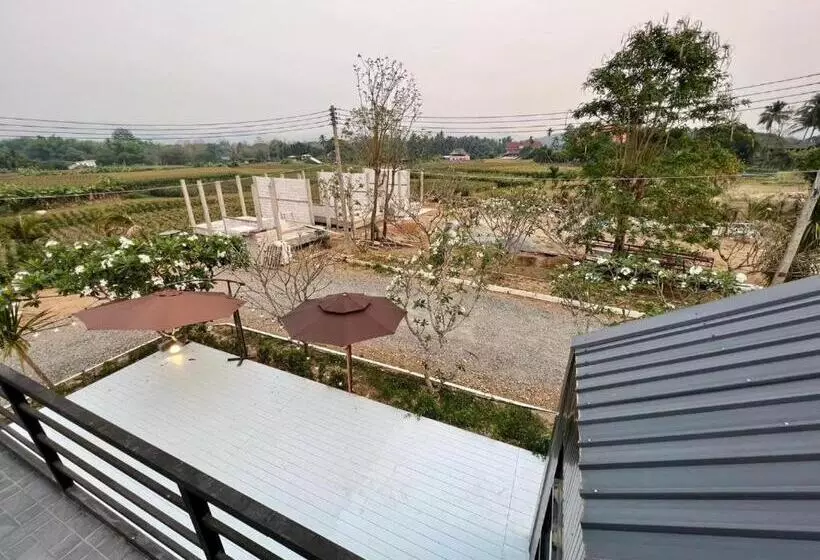 Hotelli เฮือนคำเเก้วรีสอร์ท & Kk House Cafa Nan