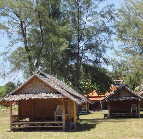 Hotel วารินทร์ วิลเลจ