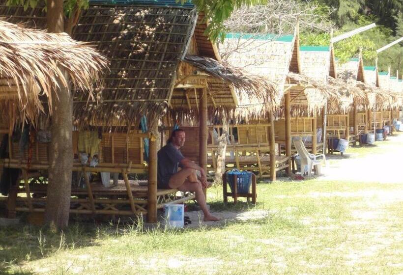 Hotel วารินทร์ วิลเลจ