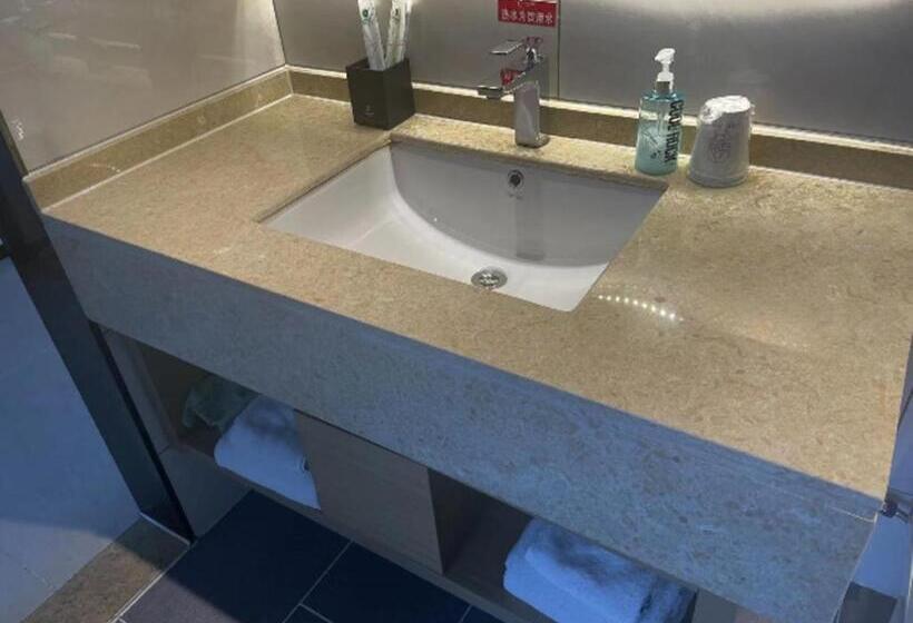 בית מלון כפרי City Comfort Inn Chenzhou Rucheng