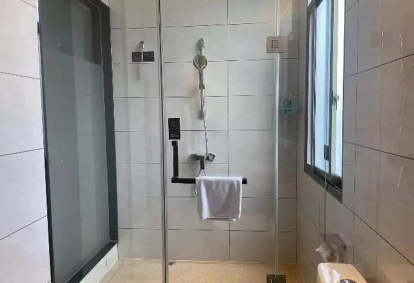 Hotelli City Comfort Inn Chenzhou Rucheng