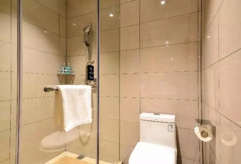 Hotelli City Comfort Inn Jingzhou Fantawild Shashi Middle School