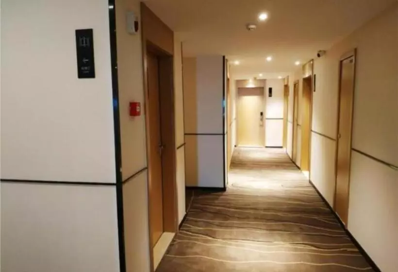 Hotelli City Comfort Inn Jiyuan Jishui Avenue Jigang