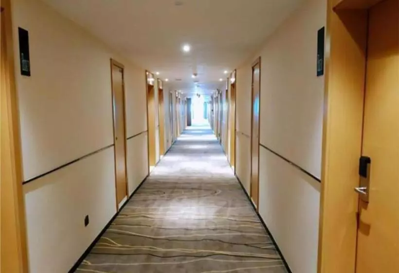 Hotelli City Comfort Inn Jiyuan Jishui Avenue Jigang