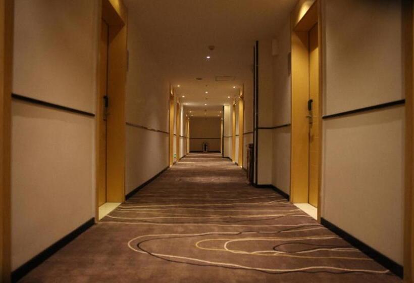 בית מלון כפרי City Comfort Inn Tianmen Luyu Food Street