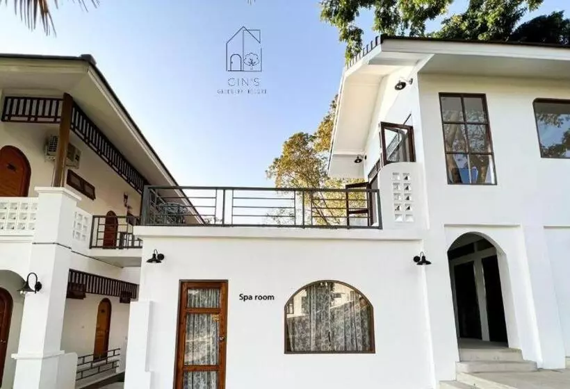 Hotelli Gin S Greenery Resort