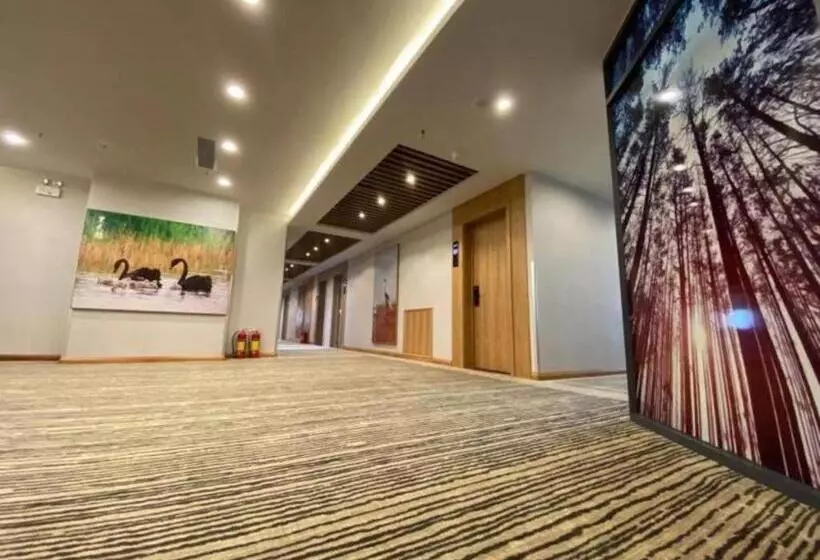 Hotelli Greentree Inn Express Cangzhou Nandagang Industrial Park Xinggang Road