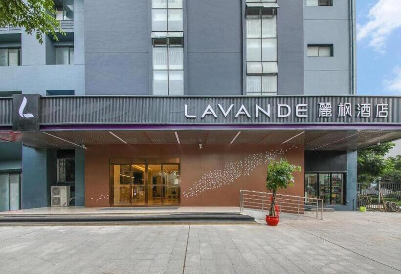 Lavande Hotel Wuhan 2nd Guanggu Road