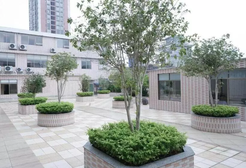 Lavande Hotel Zhaoqing Guangning Nandong Road