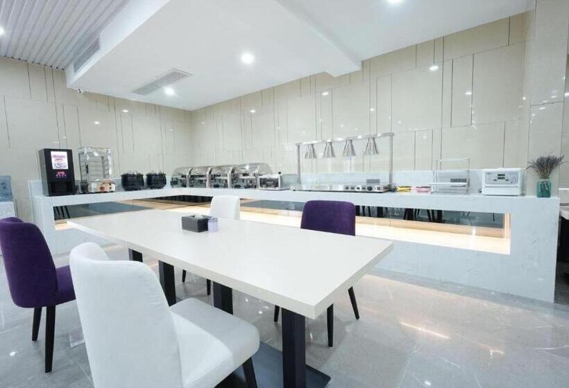 Lavande Hotel Zhaoqing Guangning Nandong Road