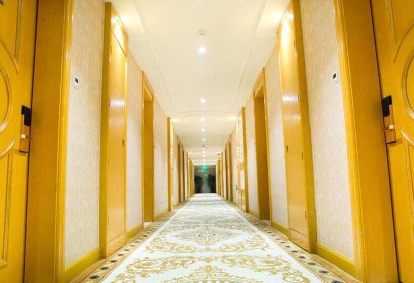 Vienna Hotel Anhui Fuyang Linquan General Passenger Station