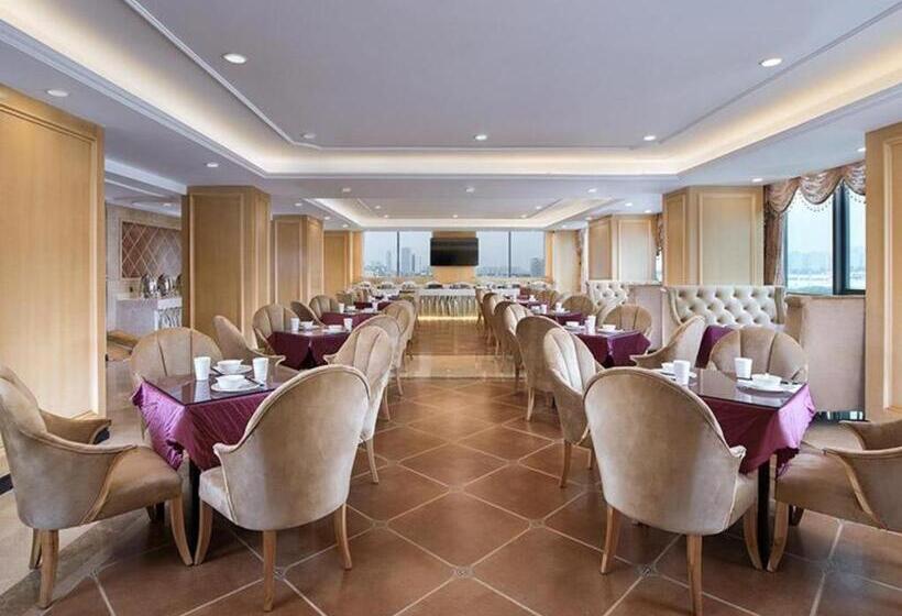 Vienna Hotel Chengdu North Railway Station North Square Wukuaishi Metro Station