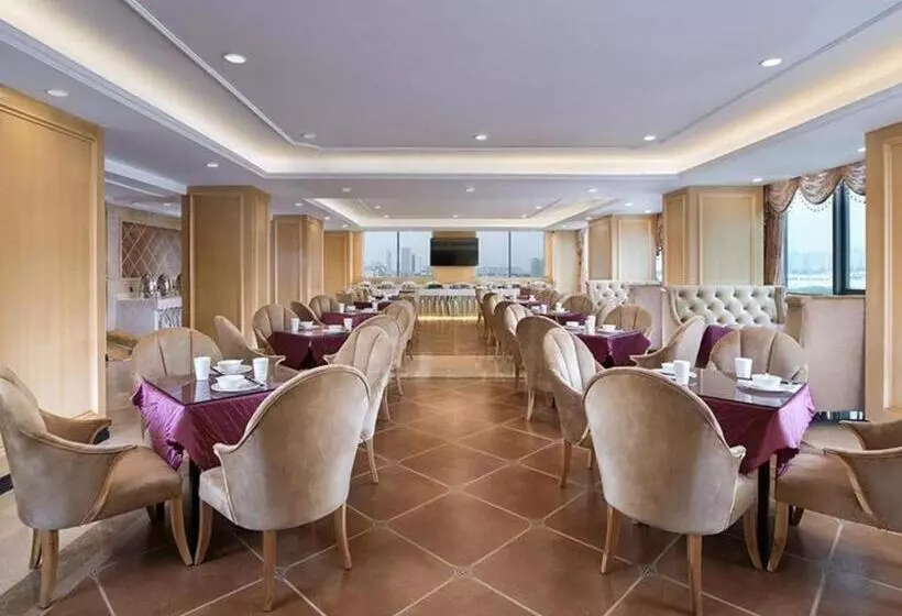 Vienna Hotel Chengdu North Railway Station North Square Wukuaishi Metro Station