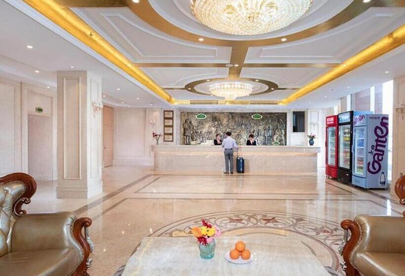 Vienna Hotel Jinan Laiwu General Bus Station