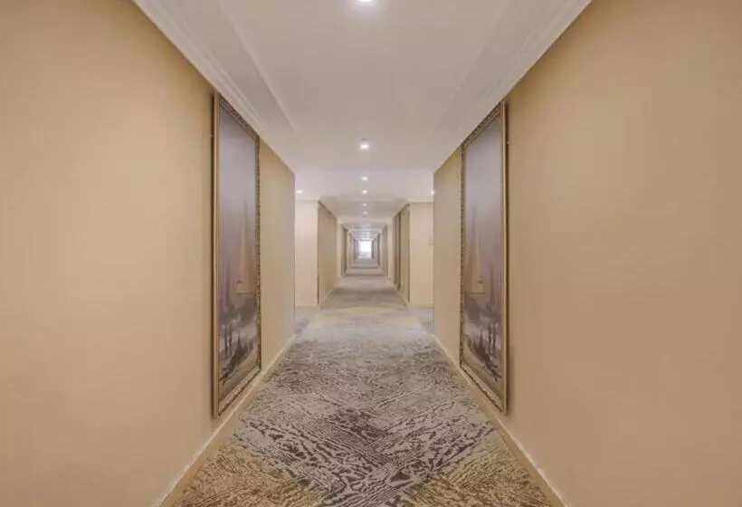 Vienna Hotel Qingdao Oriental Yingdu Sunac Xingguangdao