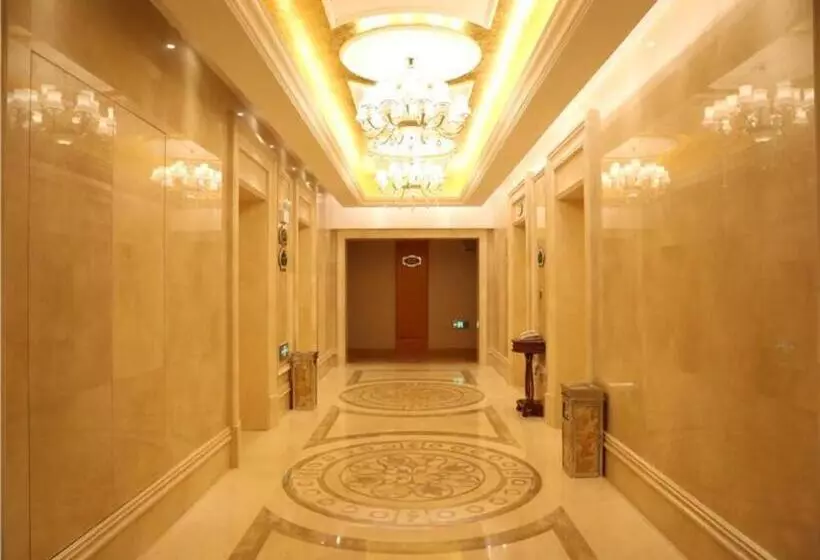Vienna Hotel Shandong Laizhou Langhu International Plaza