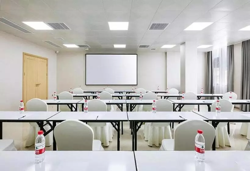 Vienna Hotel Zhejiang Quzhou Jianglang Mountain Scenic Area Xiakou