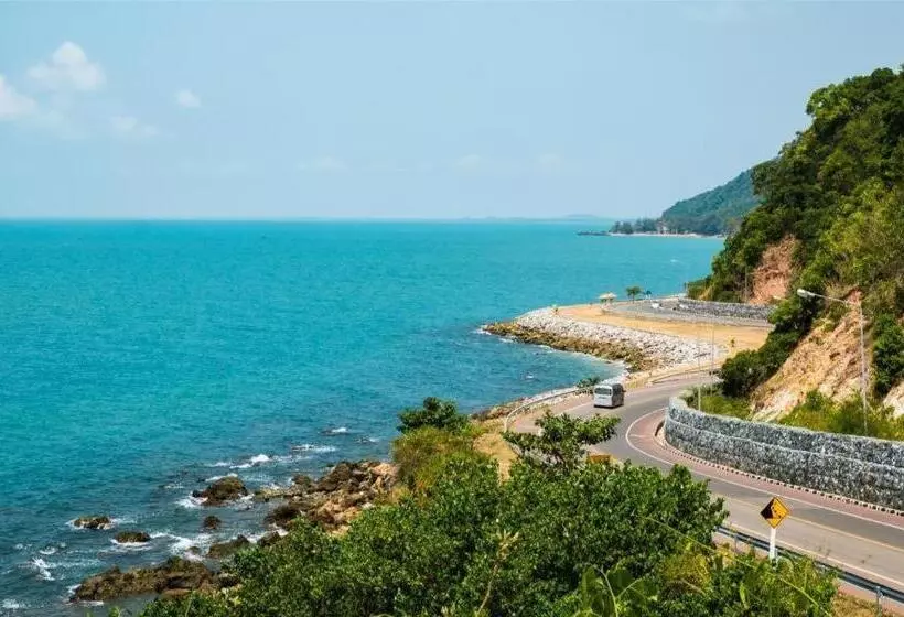 At Kung Kra Baen Hotel And Residence