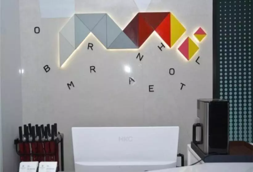 Borrman Hotel Ji Nan Aoti Center East Provincial Hospital