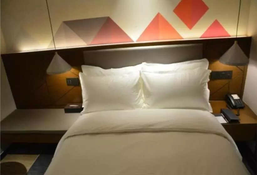 Borrman Hotel Ji Nan Aoti Center East Provincial Hospital