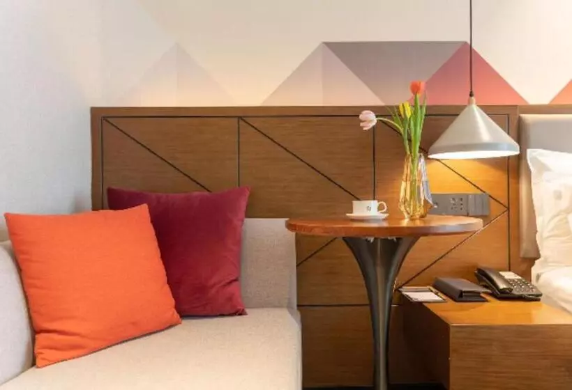 Borrman Hotel Ji Nan Aoti Center East Provincial Hospital