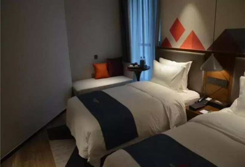 Borrman Hotel Ji Nan Aoti Center East Provincial Hospital