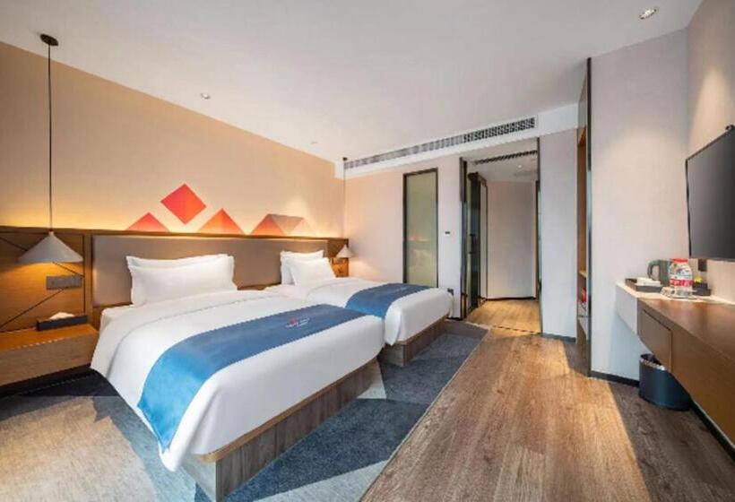 Borrman Hotel Ji Nan Aoti Center East Provincial Hospital