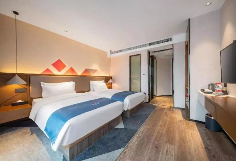 Borrman Hotel Ji Nan Aoti Center East Provincial Hospital