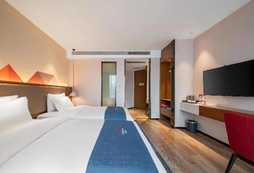 Borrman Hotel Ji Nan Aoti Center East Provincial Hospital