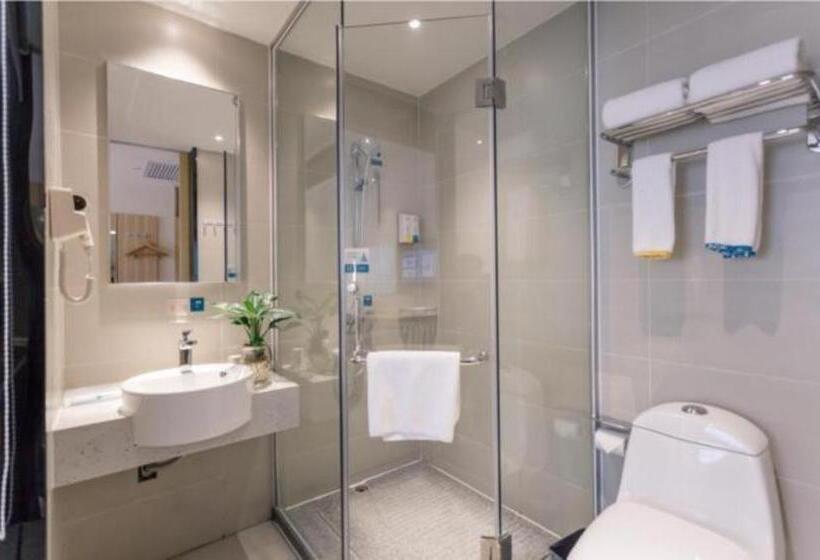 בית מלון כפרי City Comfort Inn Baise Lingyun Stadium