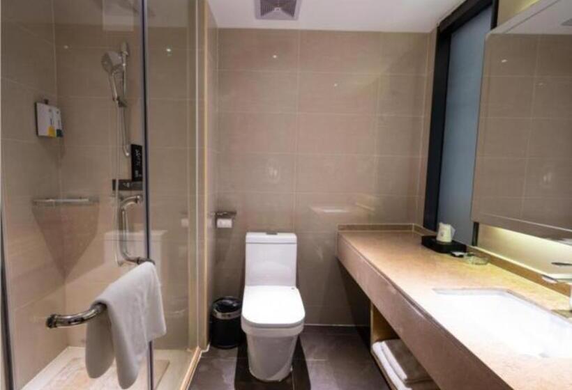 Отель City Comfort Inn Jiangmen Enping Bus Terminal