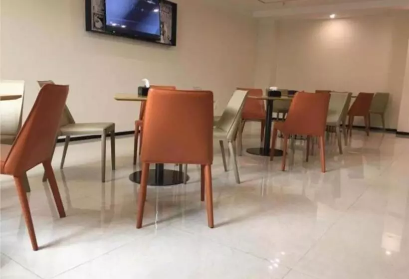 ホテル City Comfort Inn Jiangmen Enping Bus Terminal