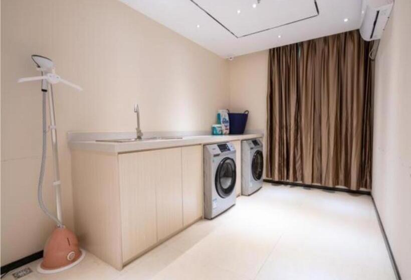 Отель City Comfort Inn Jiangmen Enping Bus Terminal