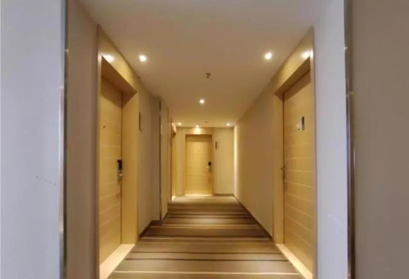 هتل City Comfort Inn Jingdezhen People S Square International Trade Ceramic City