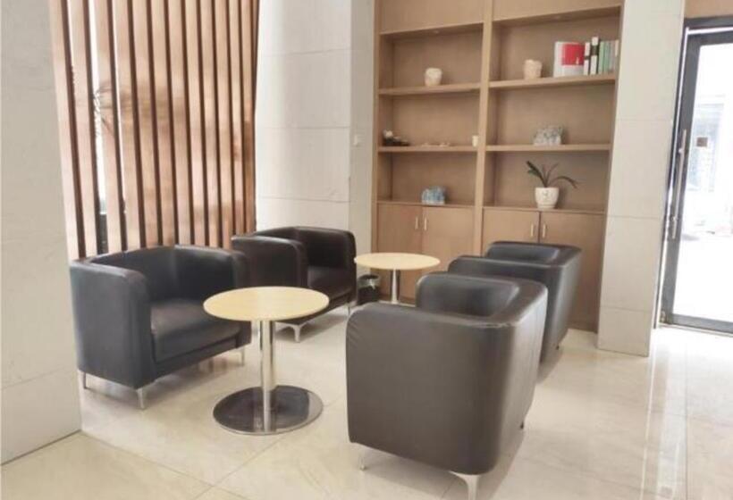 ホテル City Comfort Inn Jingdezhen People S Square International Trade Ceramic City