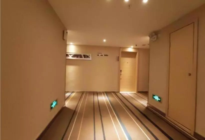 هتل City Comfort Inn Jingdezhen People S Square International Trade Ceramic City
