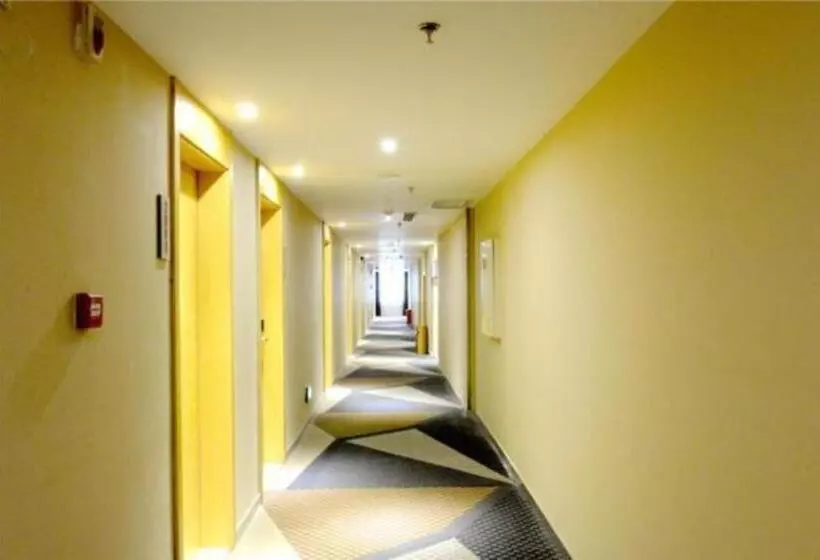 Hotelli City Comfort Inn Jingmen Duodao Nancheng Mingzhu