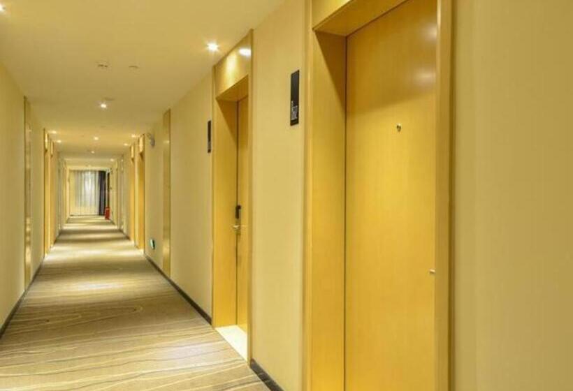 Отель City Comfort Inn Jingzhou Jianli Yusha