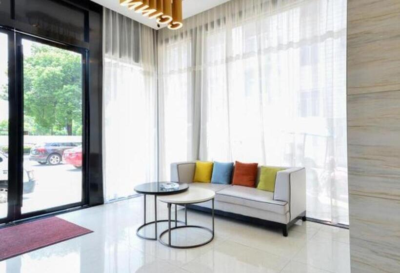 Отель City Comfort Inn Jingzhou Jianli Yusha