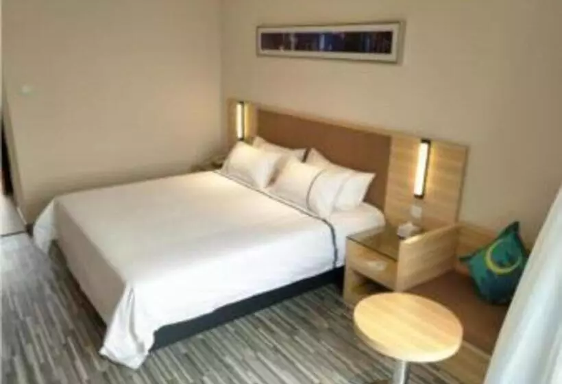 Hotelli City Comfort Inn Luohe Railway Station Jiefang Road
