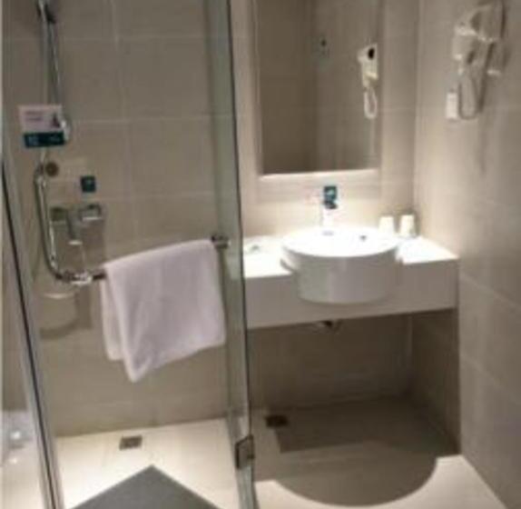 호텔 City Comfort Inn Luohe Railway Station Jiefang Road