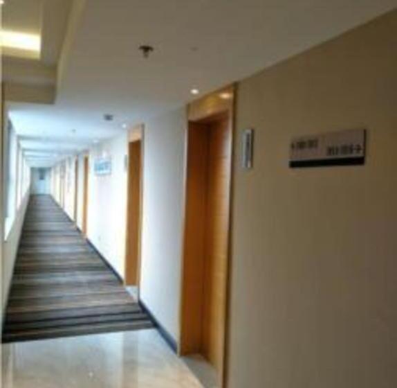 호텔 City Comfort Inn Luohe Railway Station Jiefang Road