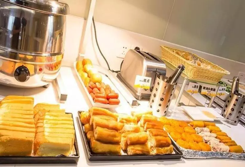 ホテル City Comfort Inn Wuzhou Arcade City Sanzongfu