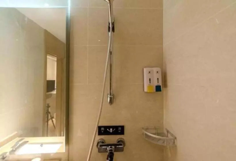 Hotelli City Comfort Inn Xiaogan Hanchuan Tiyu Road