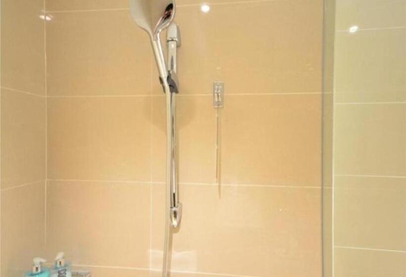 בית מלון כפרי City Comfort Inn Xiaogan Hubei Engineering College