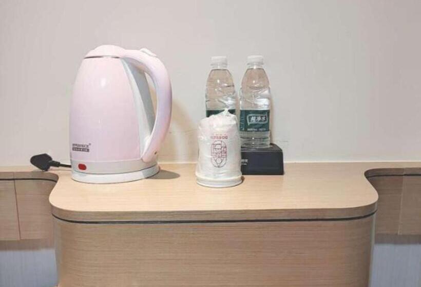 בית מלון כפרי City Comfort Inn Xiaogan Hubei Engineering College