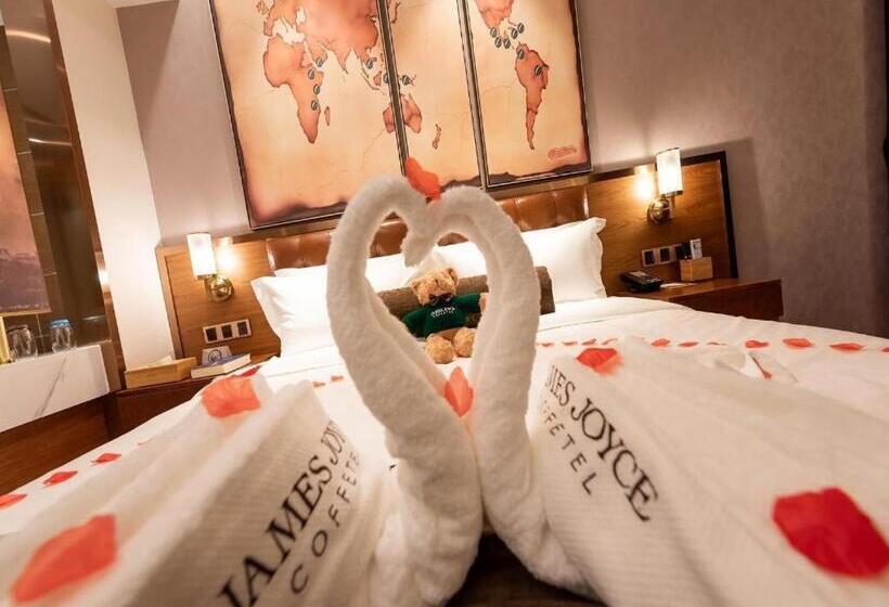 בית מלון כפרי James Joyce Coffetel· Baoding Yi County Yandu Ancient Town