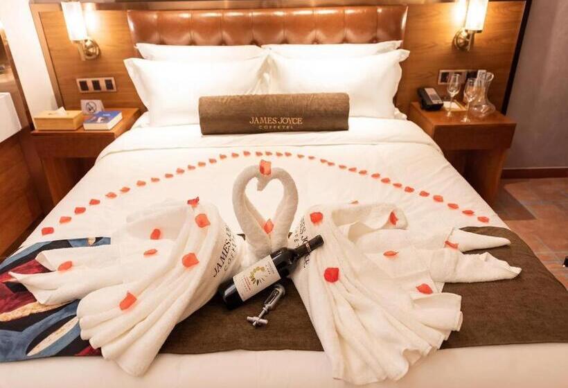 בית מלון כפרי James Joyce Coffetel· Baoding Yi County Yandu Ancient Town